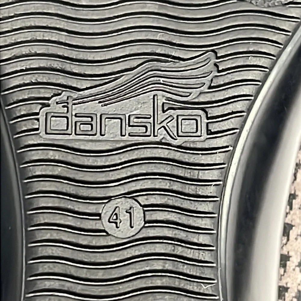 Dansko “Debra” leather slip on wedge loafer in houndstooth size 41 = 10.5/11